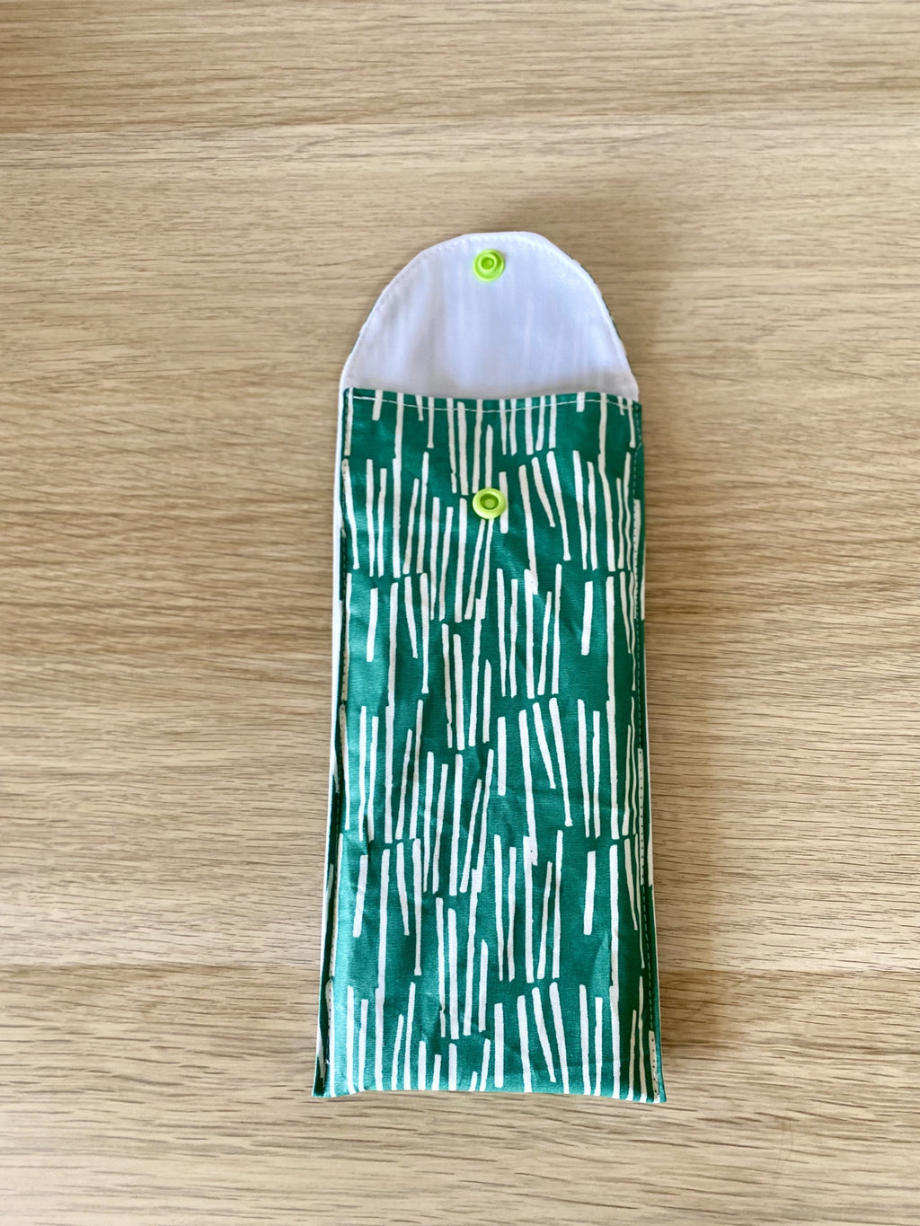 Pochette à brosse à dent
