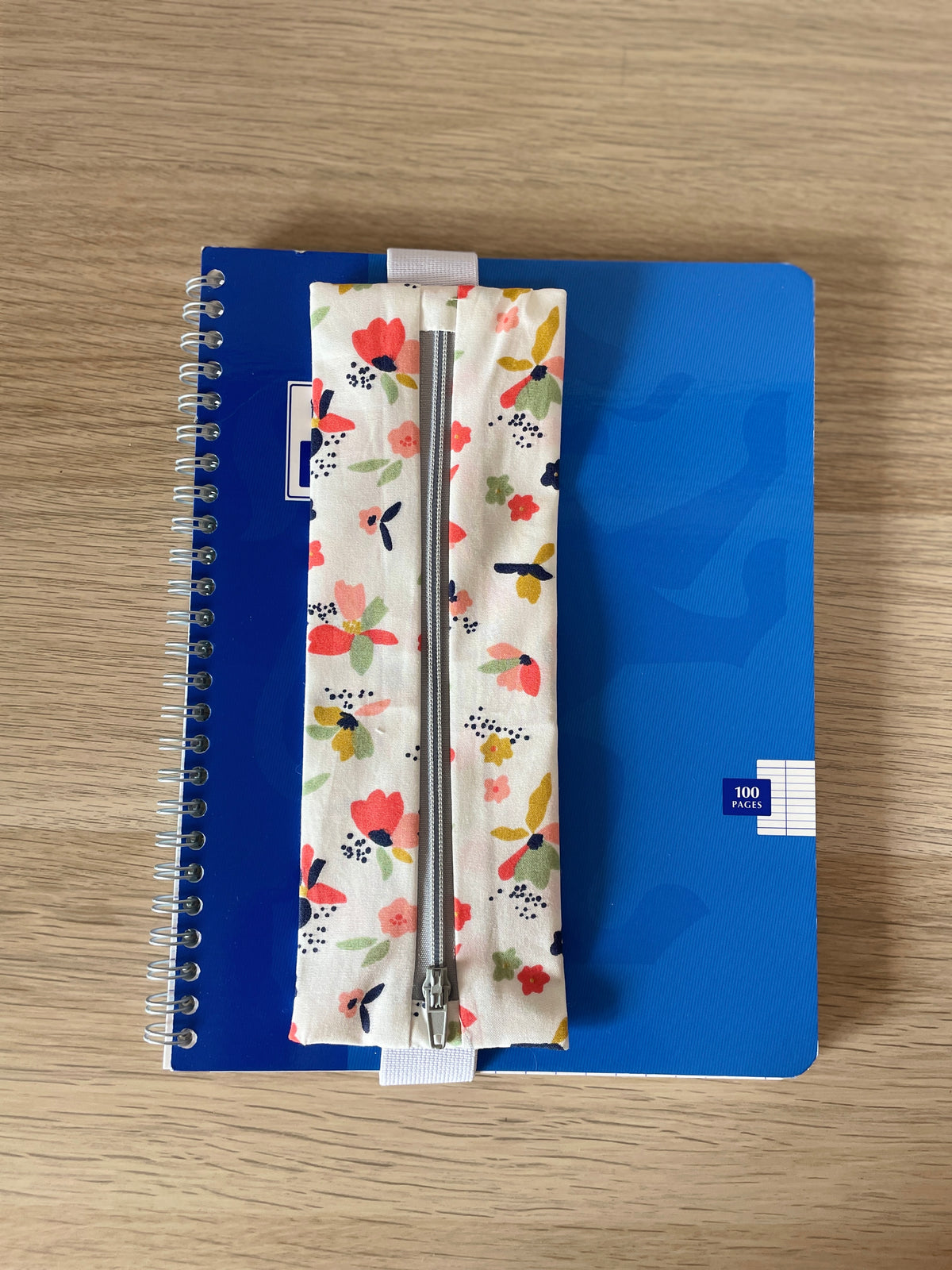 Trousse marque page