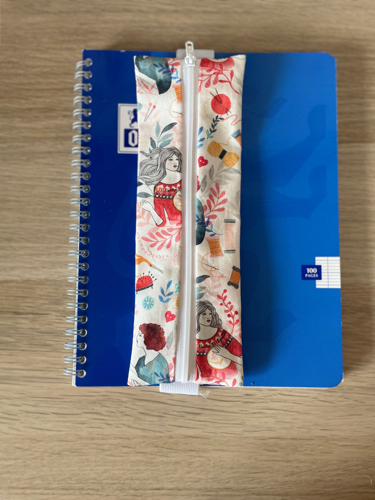 Trousse marque page